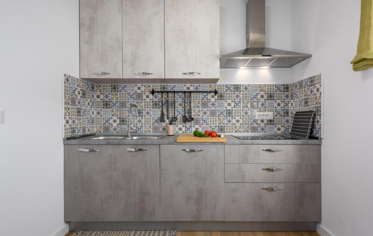 Apartmani Lucija Пореч Екстер'єр фото