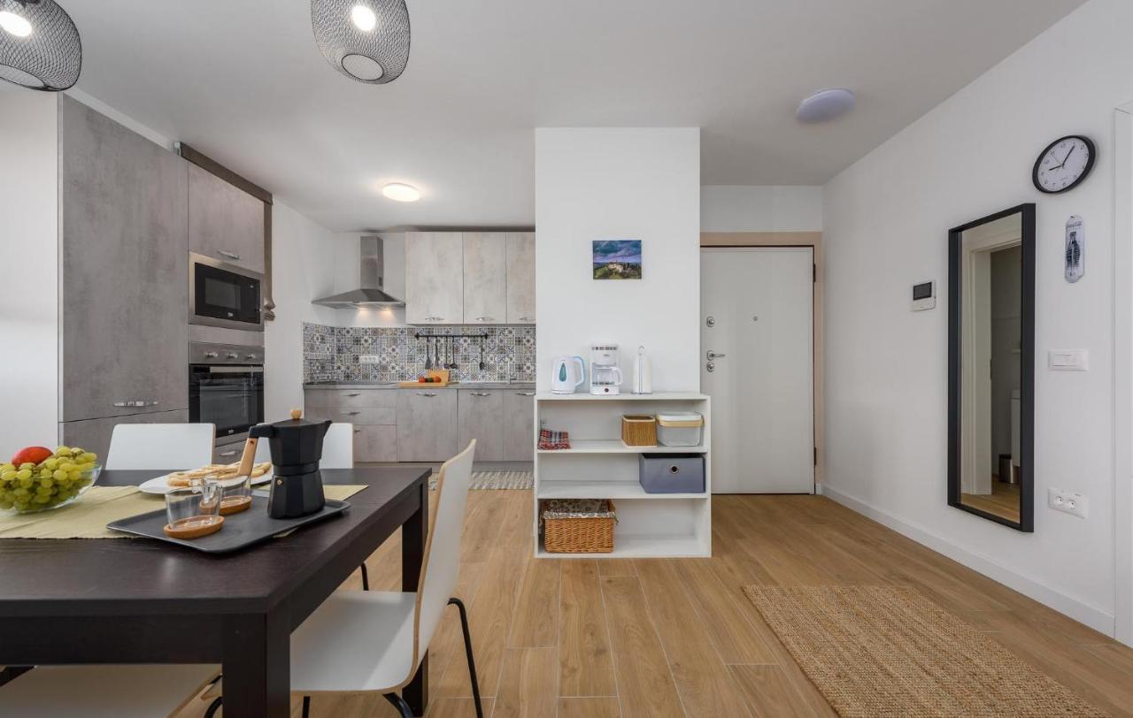 Apartmani Lucija Пореч Екстер'єр фото